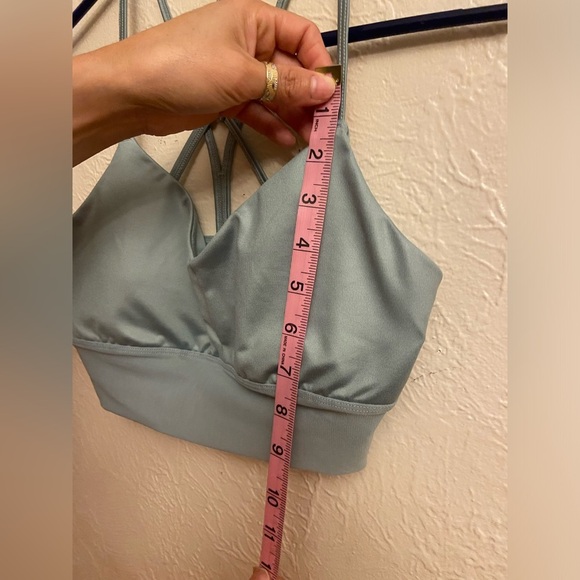 ALO Yoga bra - Picture 7 of 10